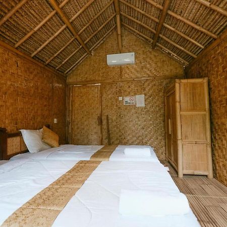 OYO 2039 Cici's Bungalow Mangsit Exterior foto