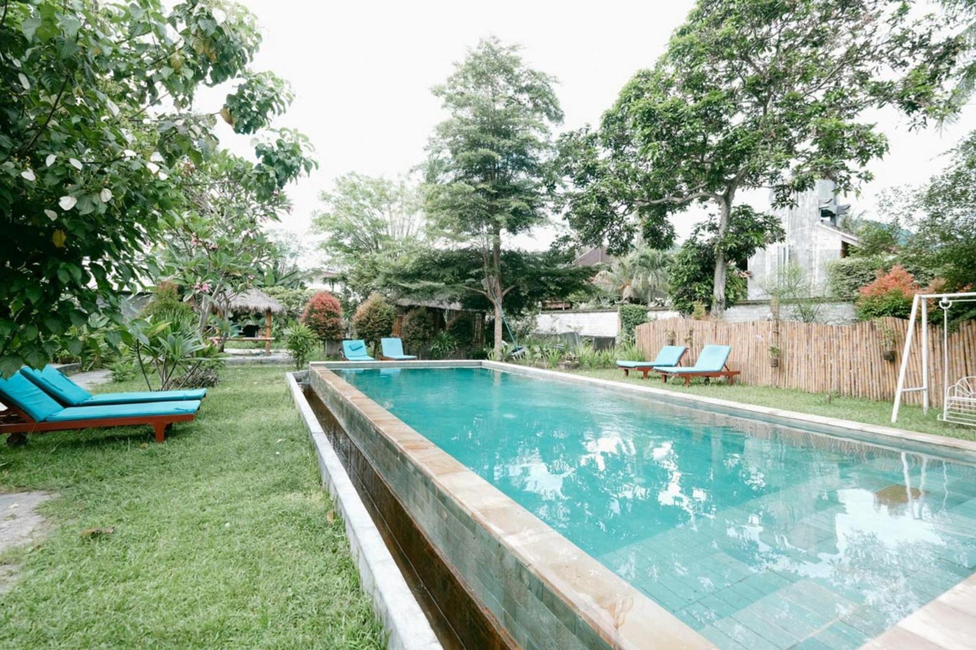 OYO 2039 Cici's Bungalow Mangsit Exterior foto