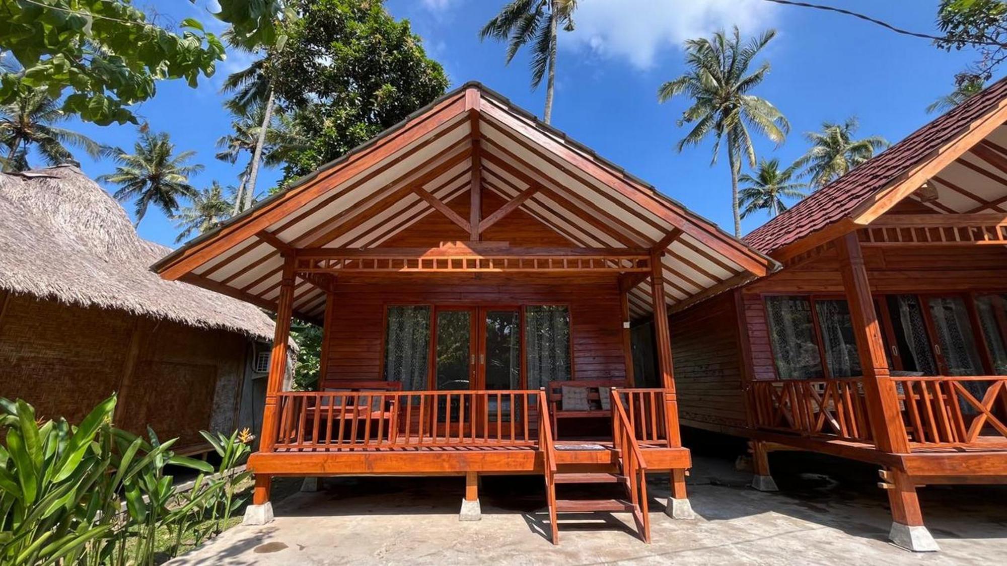 OYO 2039 Cici's Bungalow Mangsit Exterior foto